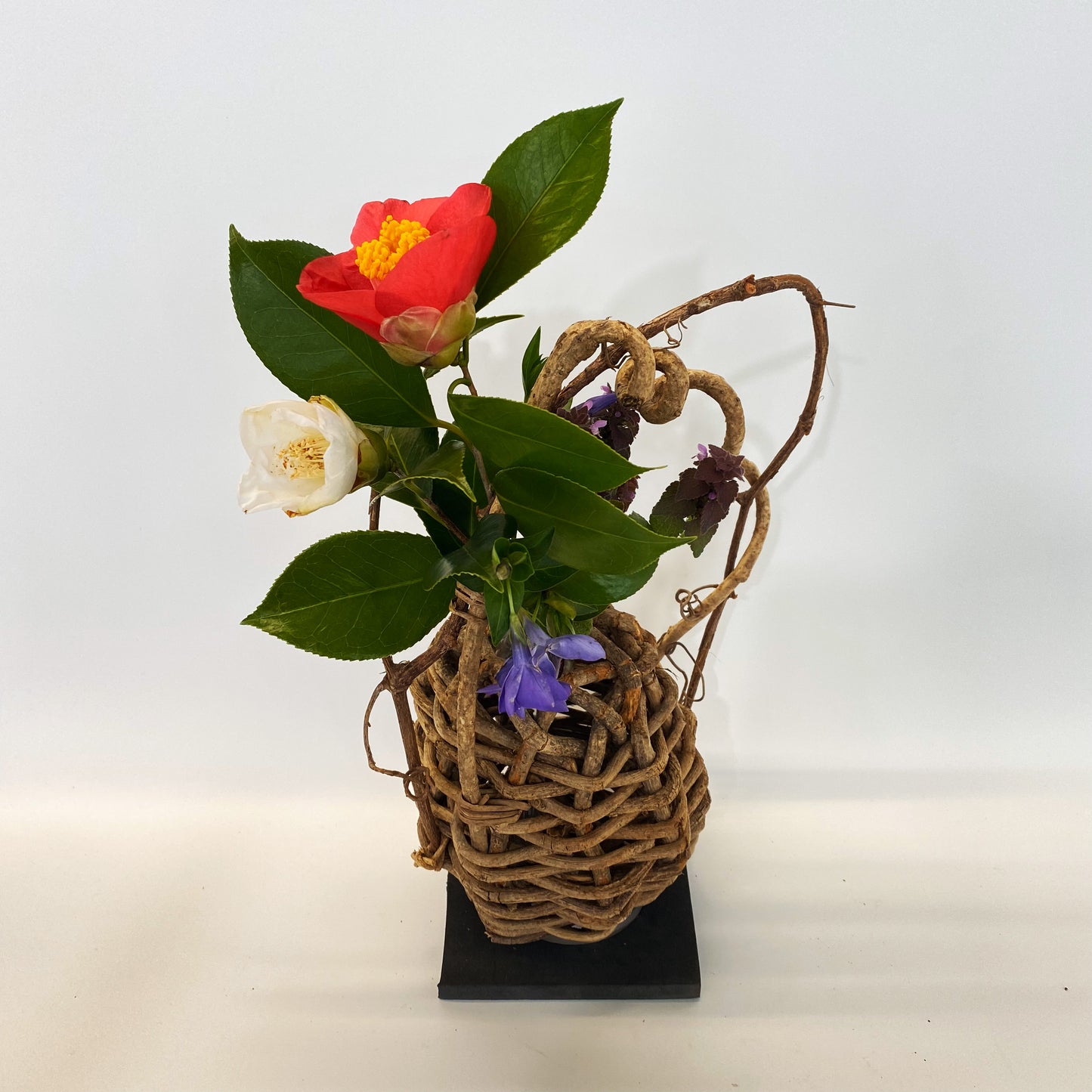 花かごの花びいどろ"02"|お花を生けた姿